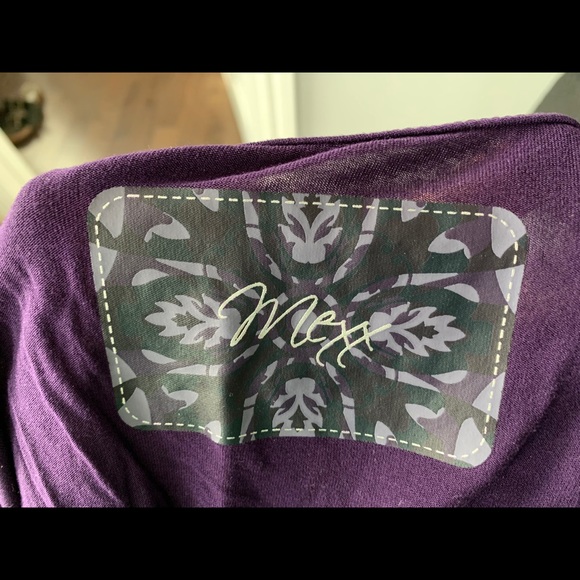 MEXX Beautiful Beaded Tank - Picture 3 of 3